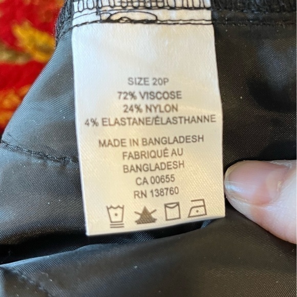 EUC Pennington’s In Every Story Black Dress Pants 20P Petite Length - Picture 6 of 7